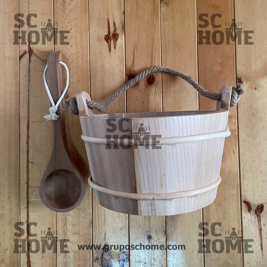 Olla de madera para sauna con cucharón y asa de cuerda