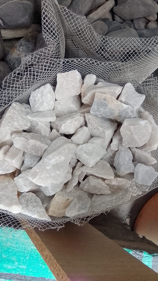 Piedra blanca jaspeada para sauna