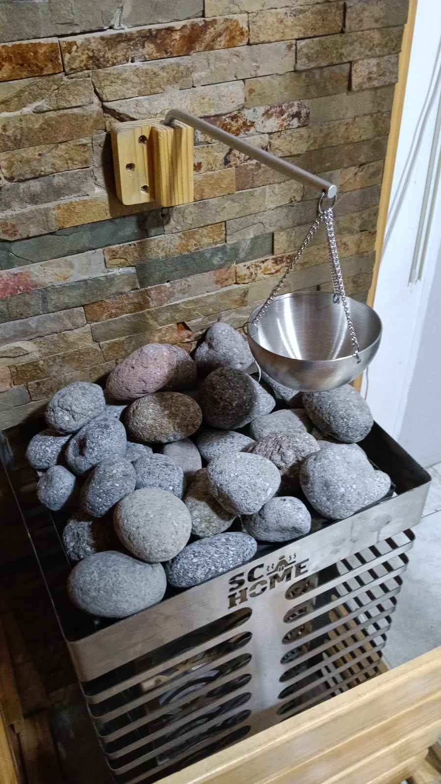 Piedra canto rodado gris para sauna